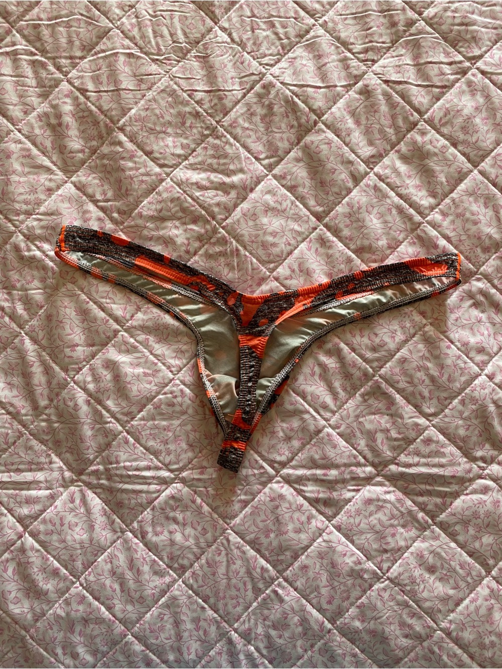 Men’s Orange & Charcoal Camo Printed Thong - Picture 4 of 4